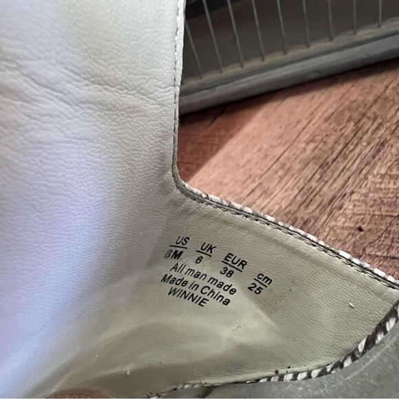 Women's Carlos by Carlos Santana Winnie Wedge Sandal 8 - Picture 10 of 11